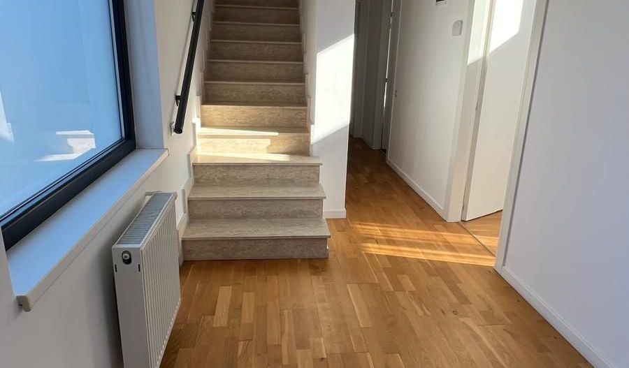 Iancu Nicolae  British School vila de închiriat 5 camere cu piscină - Poză 26