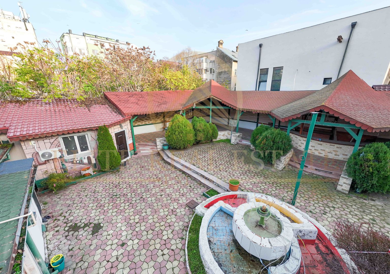 Ultracentral - Proprietate comercială P+M la 200 m de mare. - Poză 5