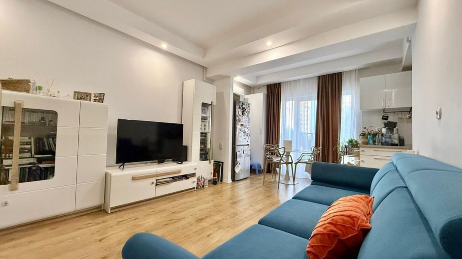 COSMOPOLIS - Apartament cu 3 camere, mobilat si utilat. - Poză 3