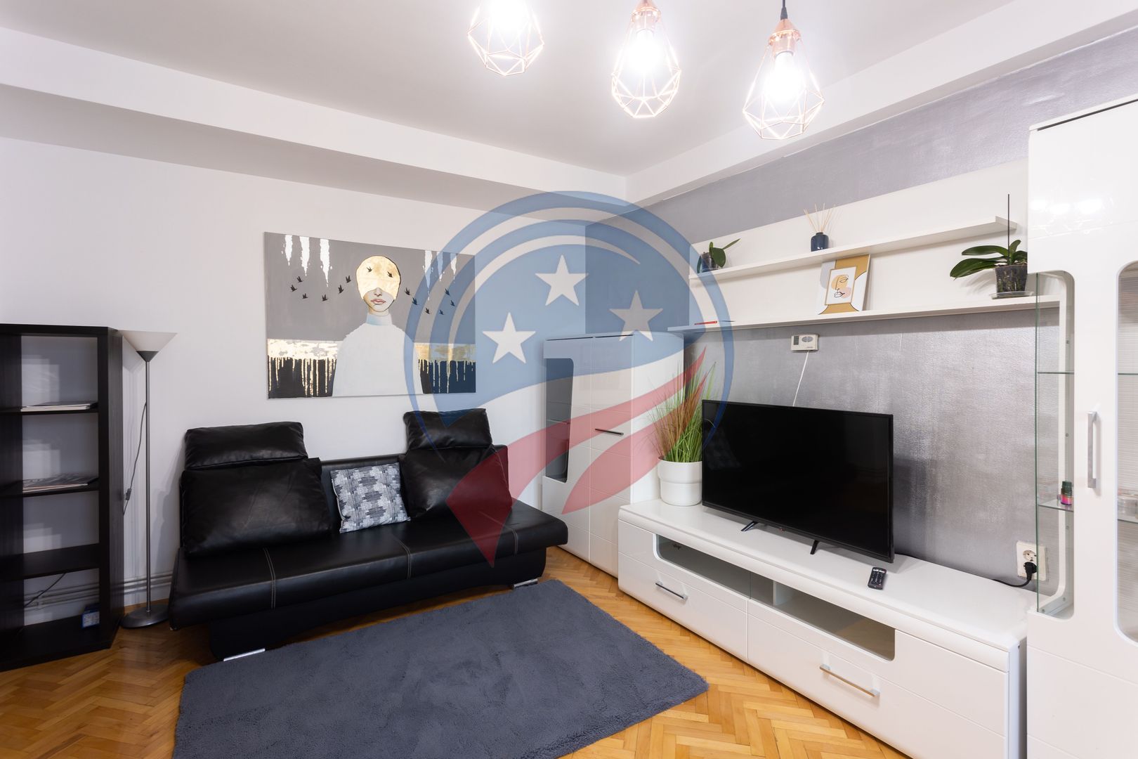 Apartament cu 2 camere ultracentral de inchiriat pe termen scurt (1-6 luni) - Poză 3