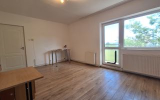 De închiriat apartament 2 camere decomandat I strada Lunii - Poză 2