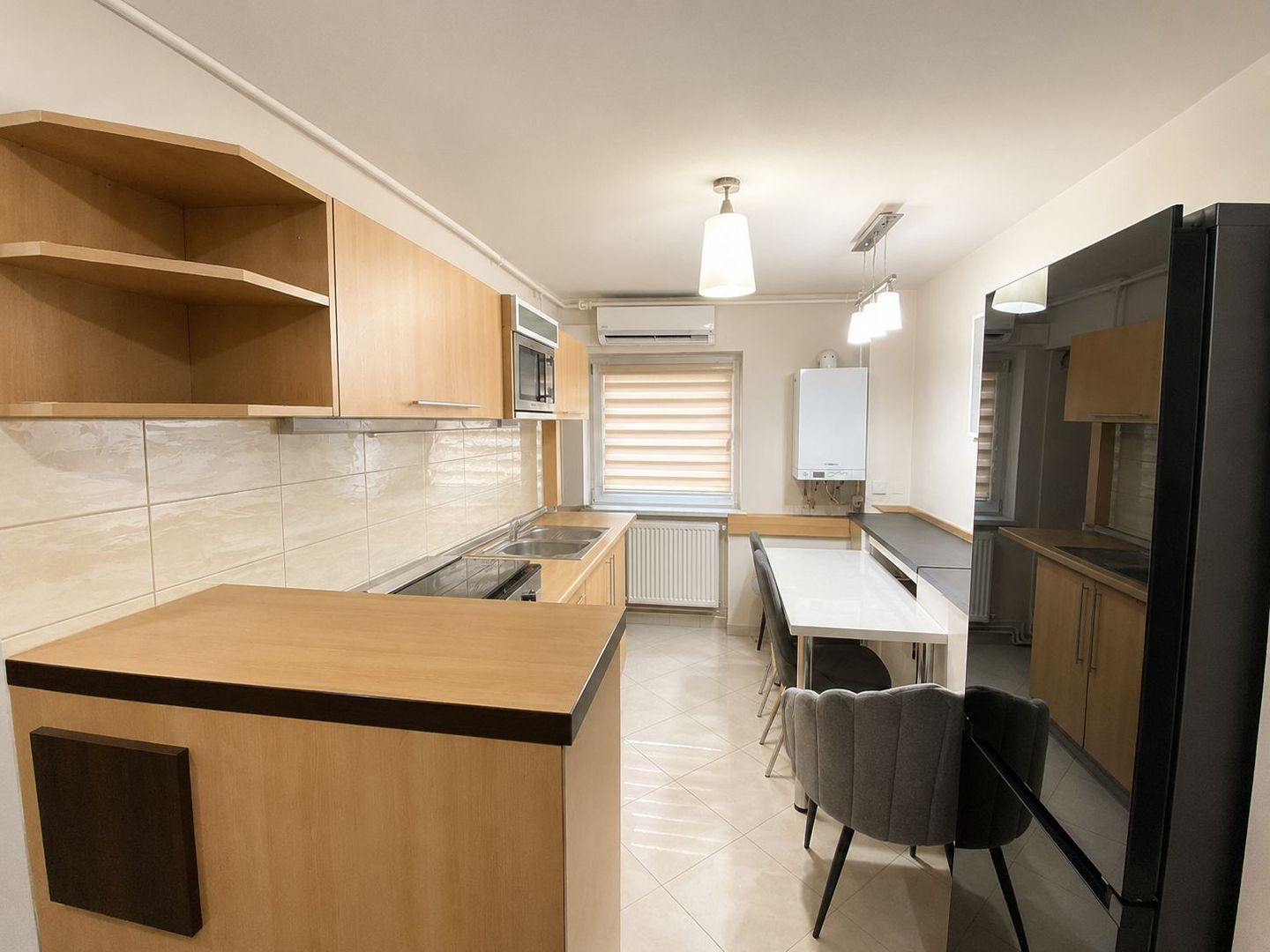 COMISION 0, Apartament 3 Camere, Decomandat, 3 Balcoane, Zona Aradului - Poză 7
