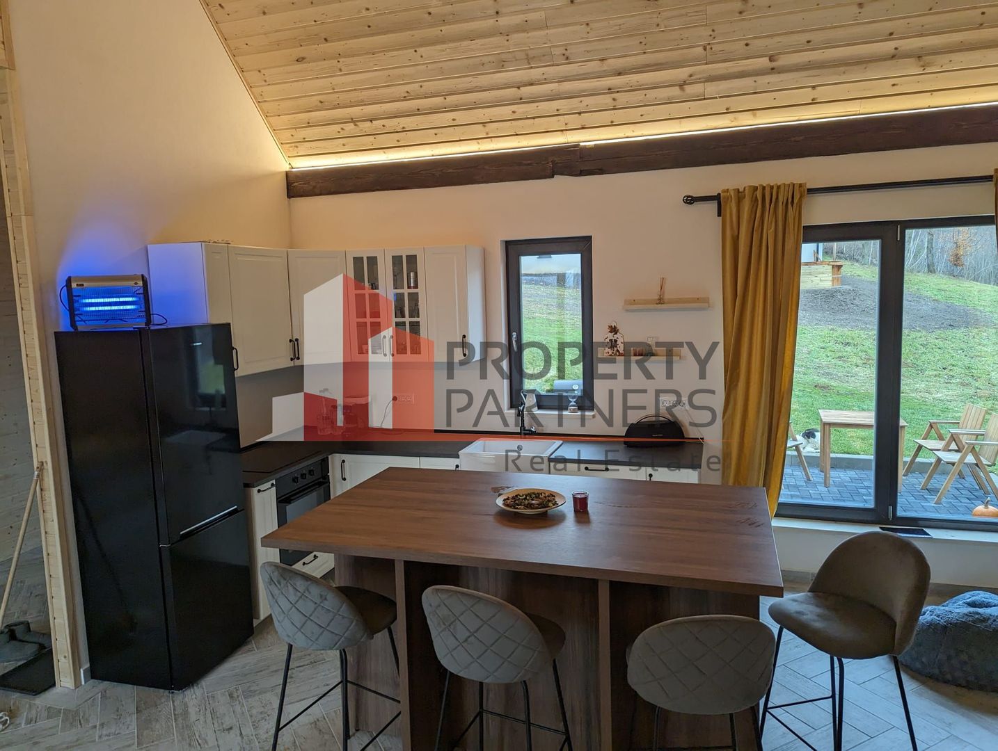 Case de vanzare Bran Tohanita - Poză 12