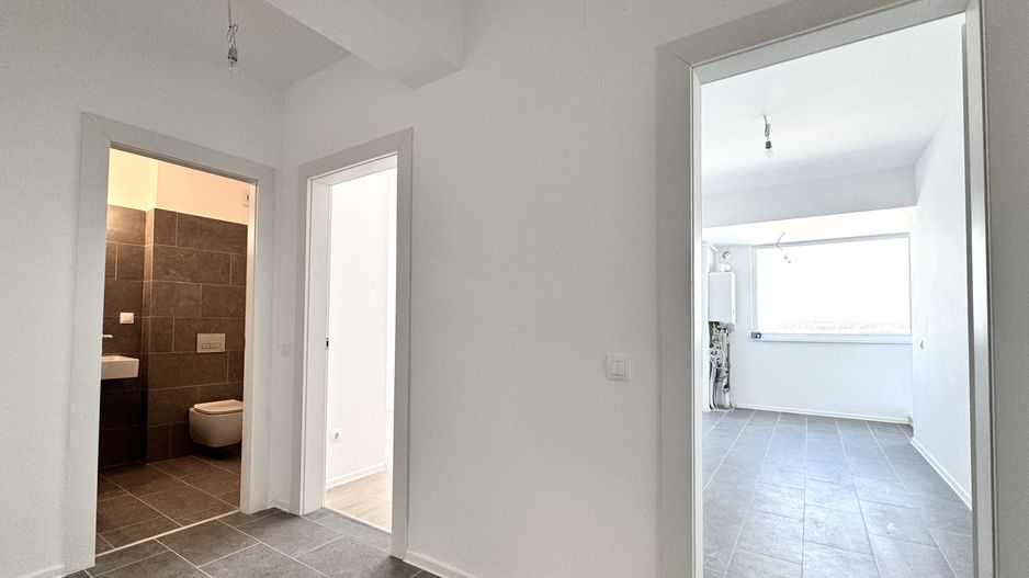Apartament cu 2 camere, etaj 3/6, orientare Nord - Lac Straulesti - Poză 7