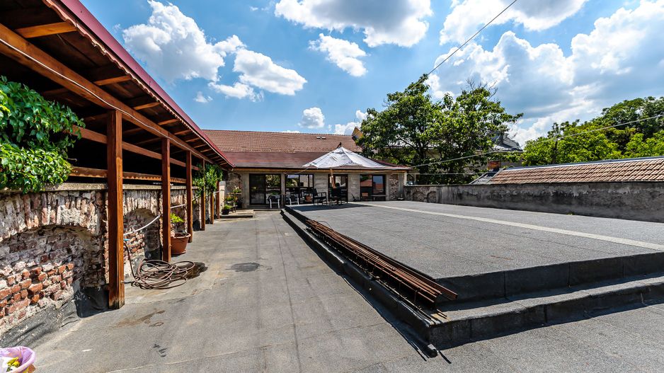 Spațiu comercial cu terasă generoasă ultracentral. - Poză 3