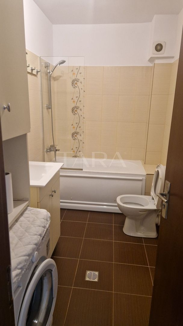 Apartament cu 2 camere, parcare inclusă, zona Terra, Florești. - Poză 5