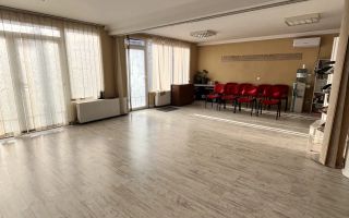 Spațiu comercial de închiriat | 140 mp | Etajul 1 | Bulevardul Decebal - Poză 1