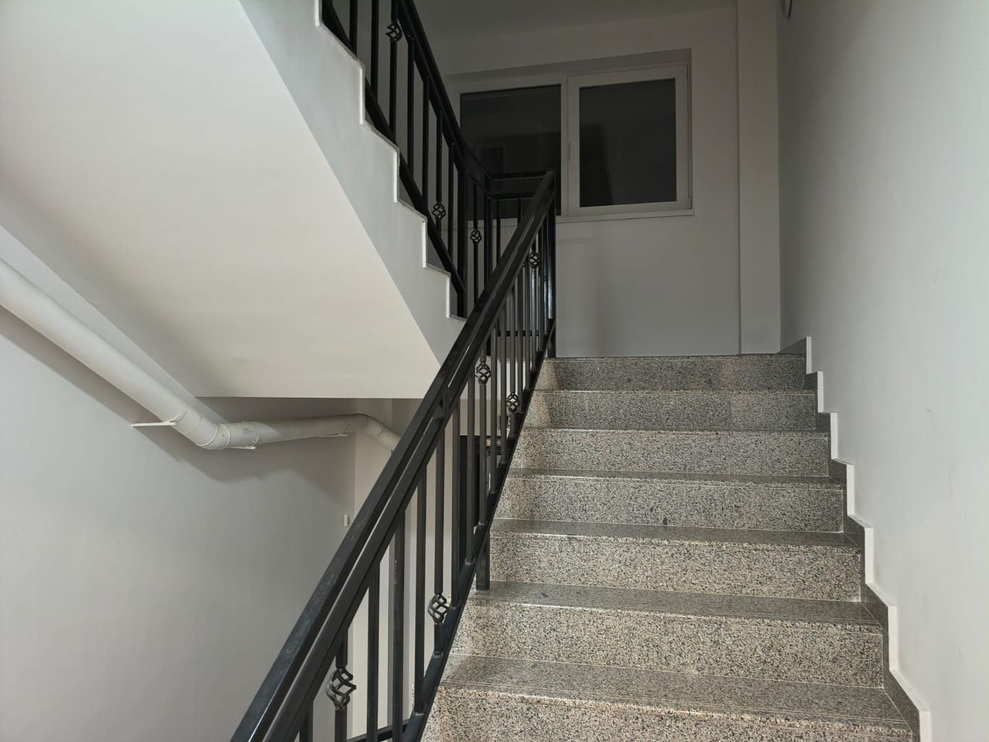 2cam.dec.mob-util-impecabil-disp.imed/3min metrou - Poză 16