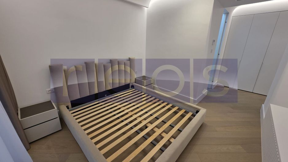 VANZARE APARTAMENT 80MP | 3 CAMERE | MOBILAT-UTILAT LUX | TERASA 24MP - Poză 7