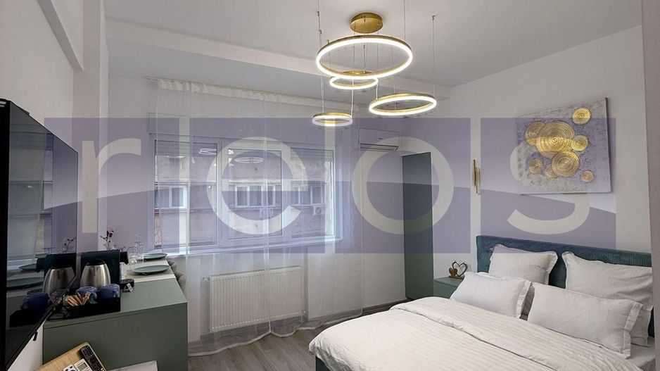 VANZARE GARSONIERA ULTRACENTRAL UNIVERSITATE 21MP RENOVAT INVESTITIE AIRBNB - Poză 1