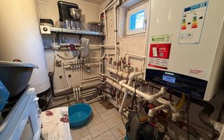 Casă/Vilă de vânzare în comuna Târgu Trotuș, județul Bacău. - Poză 46