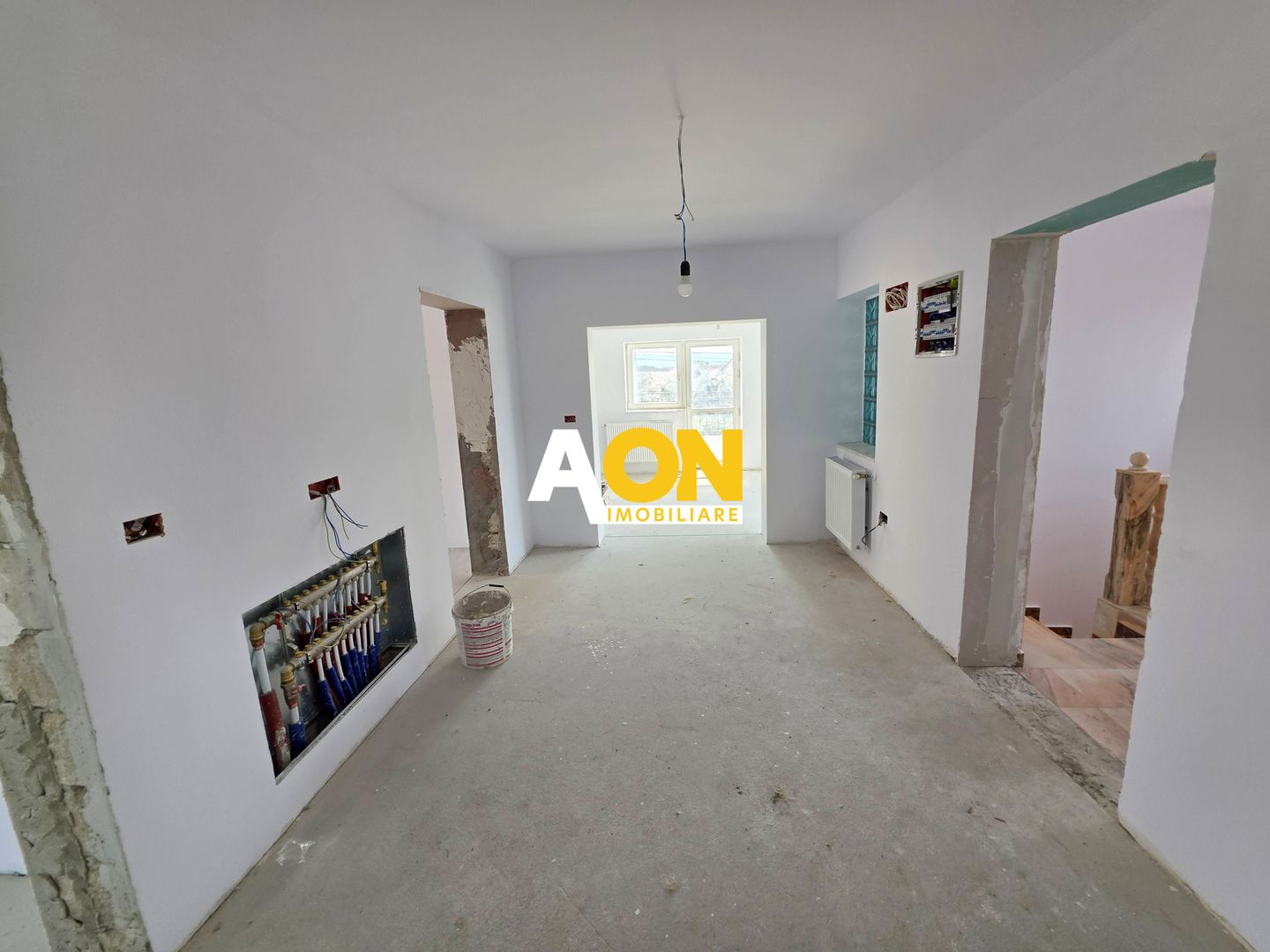 Apartament tip duplex, D+E, 5 camere, la cheie, 450 mp teren, Barabant - Poză 6