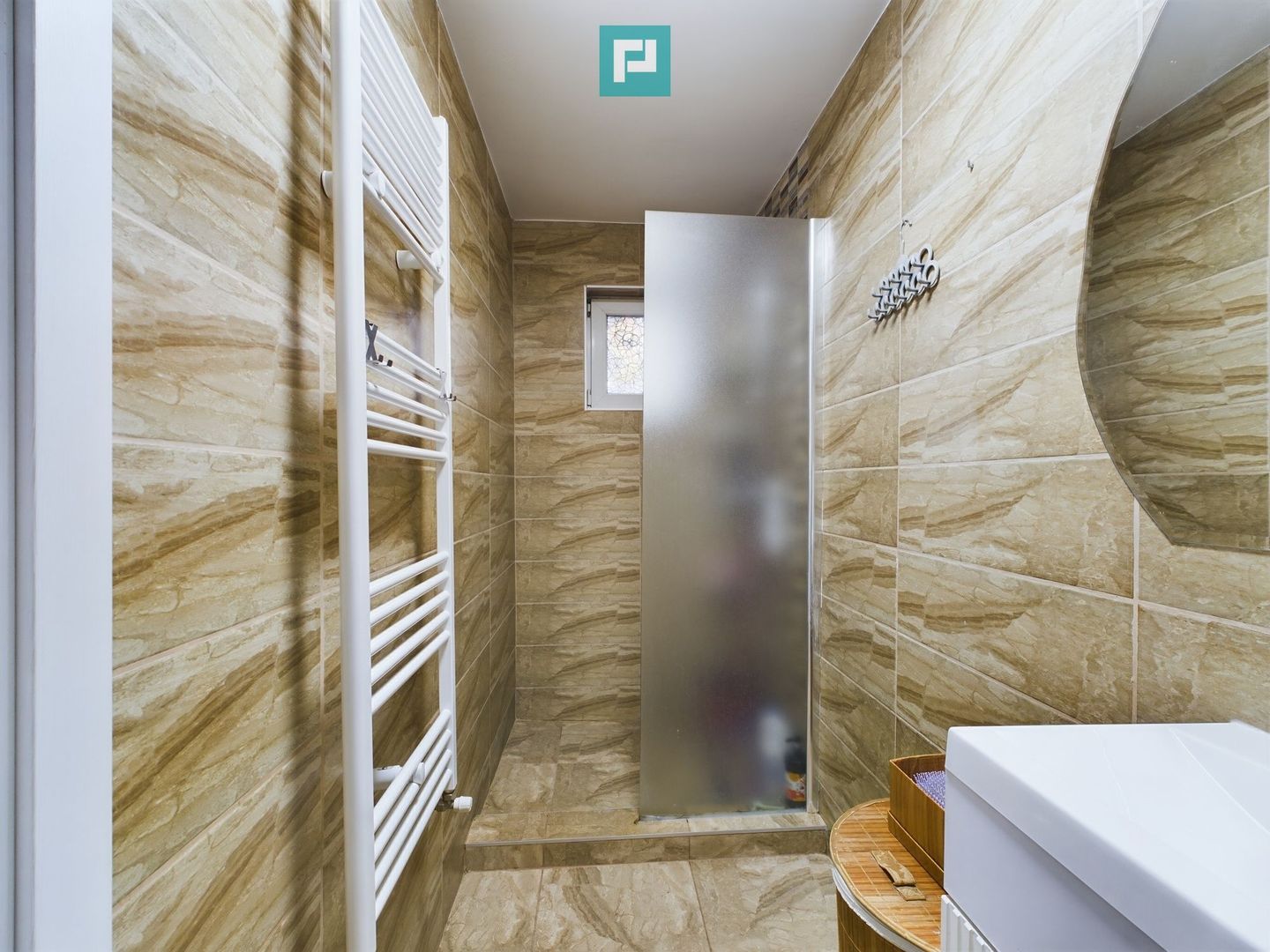 Apartament cu 2 camere la curte , renovat recent - Poză 8