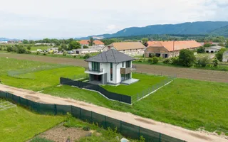 Casa individuala 4 camere, teren de 596 mp, partial mobilata, Cristian - Poză 26