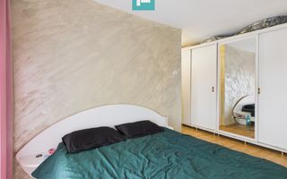 Vand apartament cu 4 camera in Confecții. - Poză 11