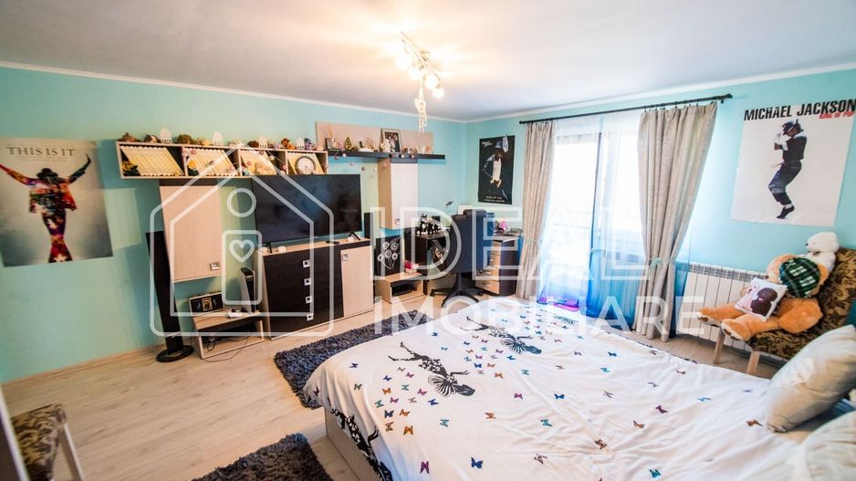 Casa Individuala cu 8 camere si 430 mp de curte, zona Calea Poplacii - Poză 10