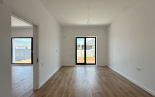 Casa 4 camere pe parter-Tunari | Teren 400 mp - Poză 4