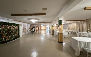 AFACERE FUNCTIONALA SALA EVENIMENTE SI PISCINA - Poză 2