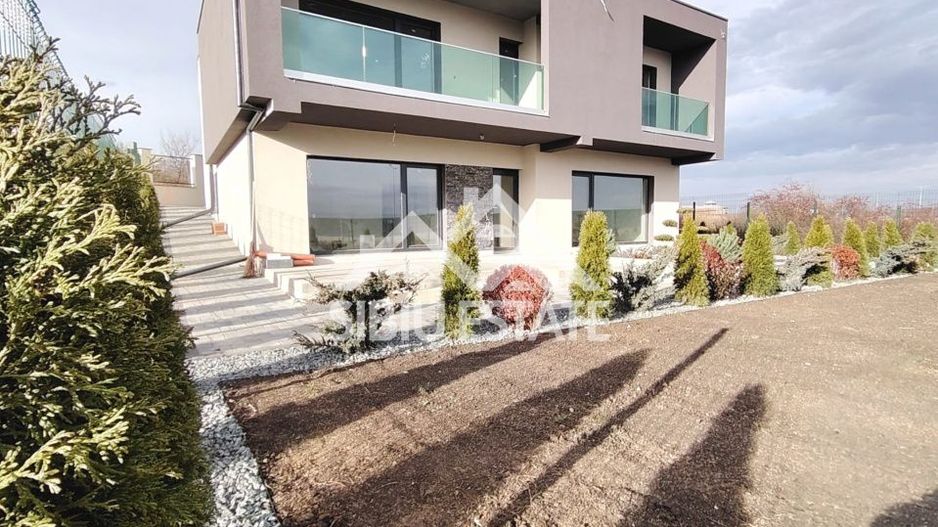 Casa Sibiu, Selimbar teren 790 mp, garaj, terase - Poză 8