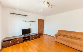 Apartament cu 3 camere de închiriat Vlaicu - Poză 1