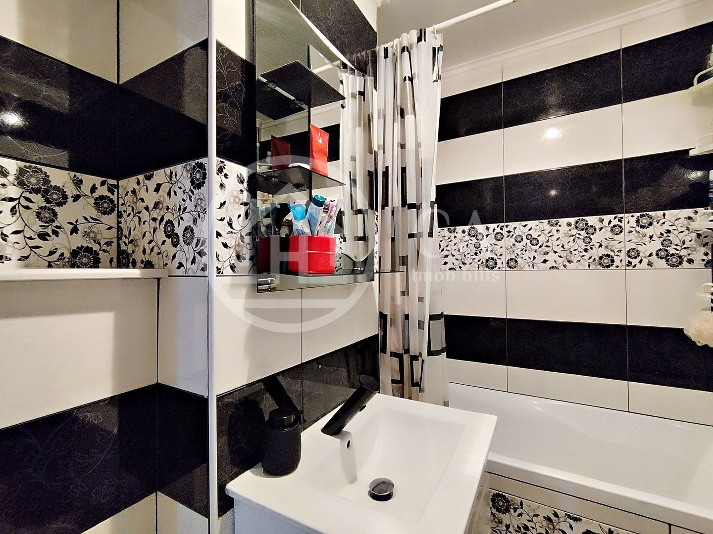 Apartament cu 2 camere de vanzare in zona Nufarul, Oradea - Poză 9