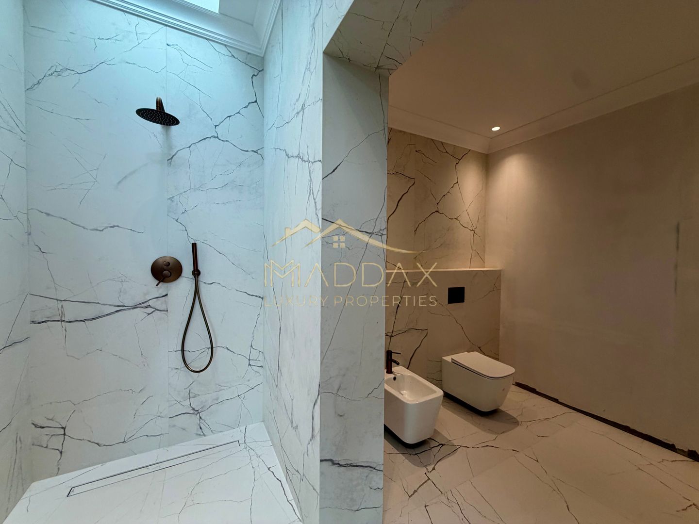 Penthouse cu 4 camere // terasă 70 mp / 200 mp / 3 parking / Straulesti - Poză 33