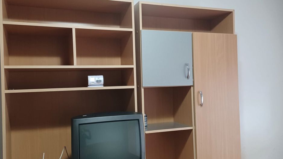 Ag EUROPA vinde ap 2 cam DECOMANDATE 56mp în Carpați 2 la Etajul 4. - Poză 6