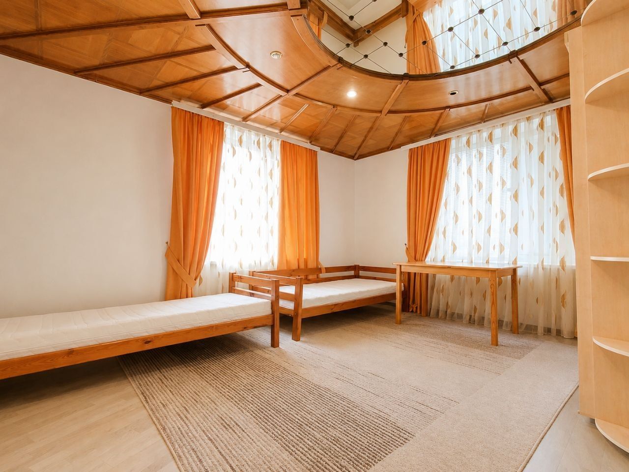 Casă 210 m² cu 5 dormitoare și teren 10 ari – Euroreparație | Drochia, str. Grigore Ureche - Poză 35