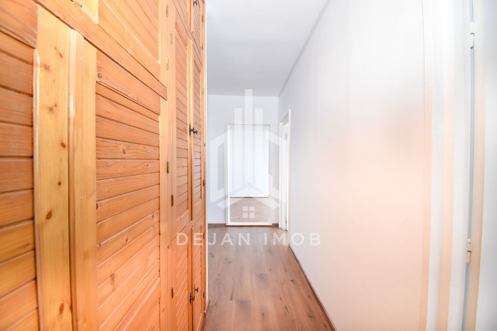 Apartament cu 3 camere | 67 mp | Zona Simeria - Poză 16