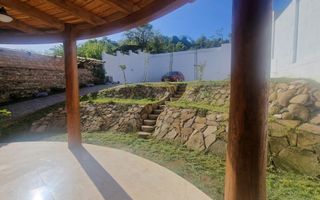 Vila tip conac cu 4 apartamente mobilate si utilate în Aiud - Poză 5