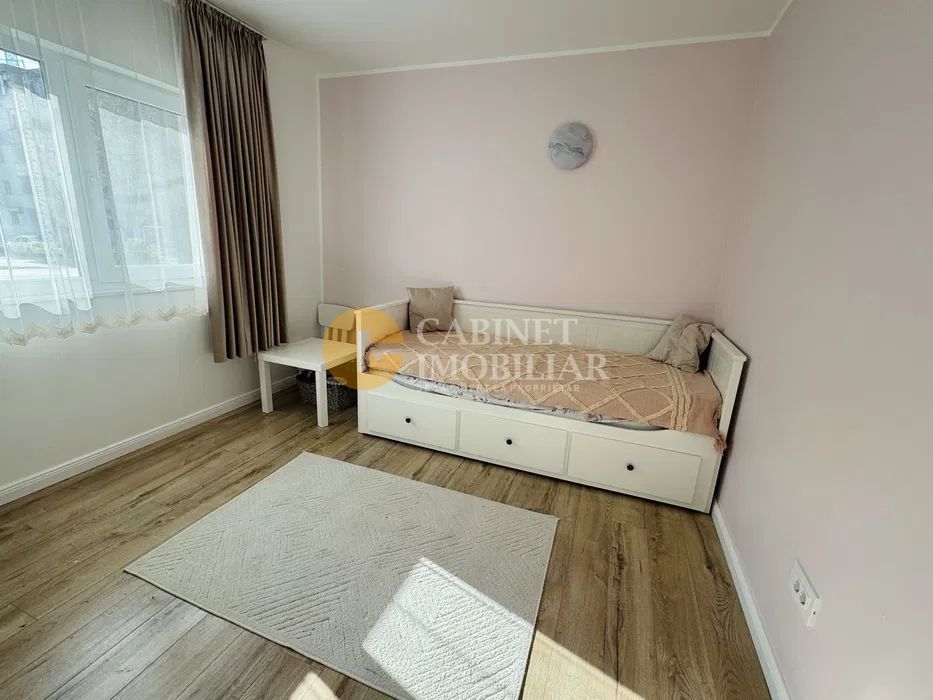 4 camere decomandat, renovat complet – Nicolina 1, prima statie - Poză 12