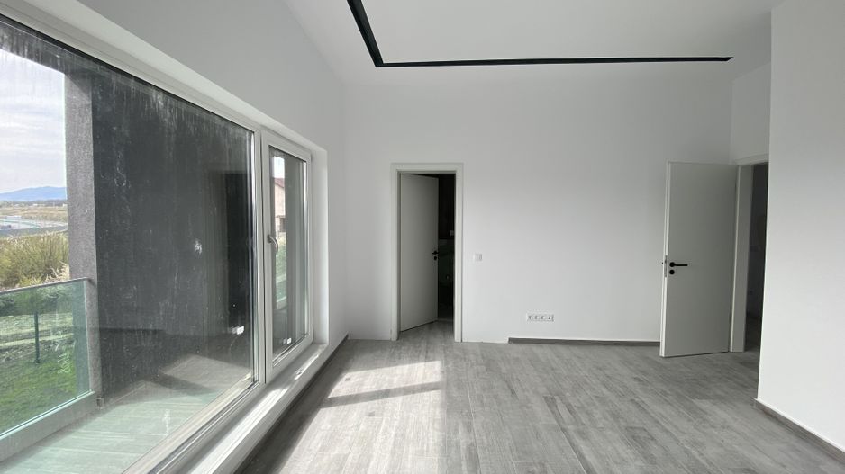 Casa individuala LA CHEIE (partial mobilata) Selimbar Sibiu - Poză 11