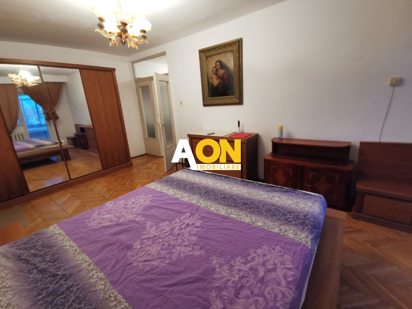 Apartament cu 3 Camere, Etaj Intermediar, Zona Parc Cetate - Poză 3