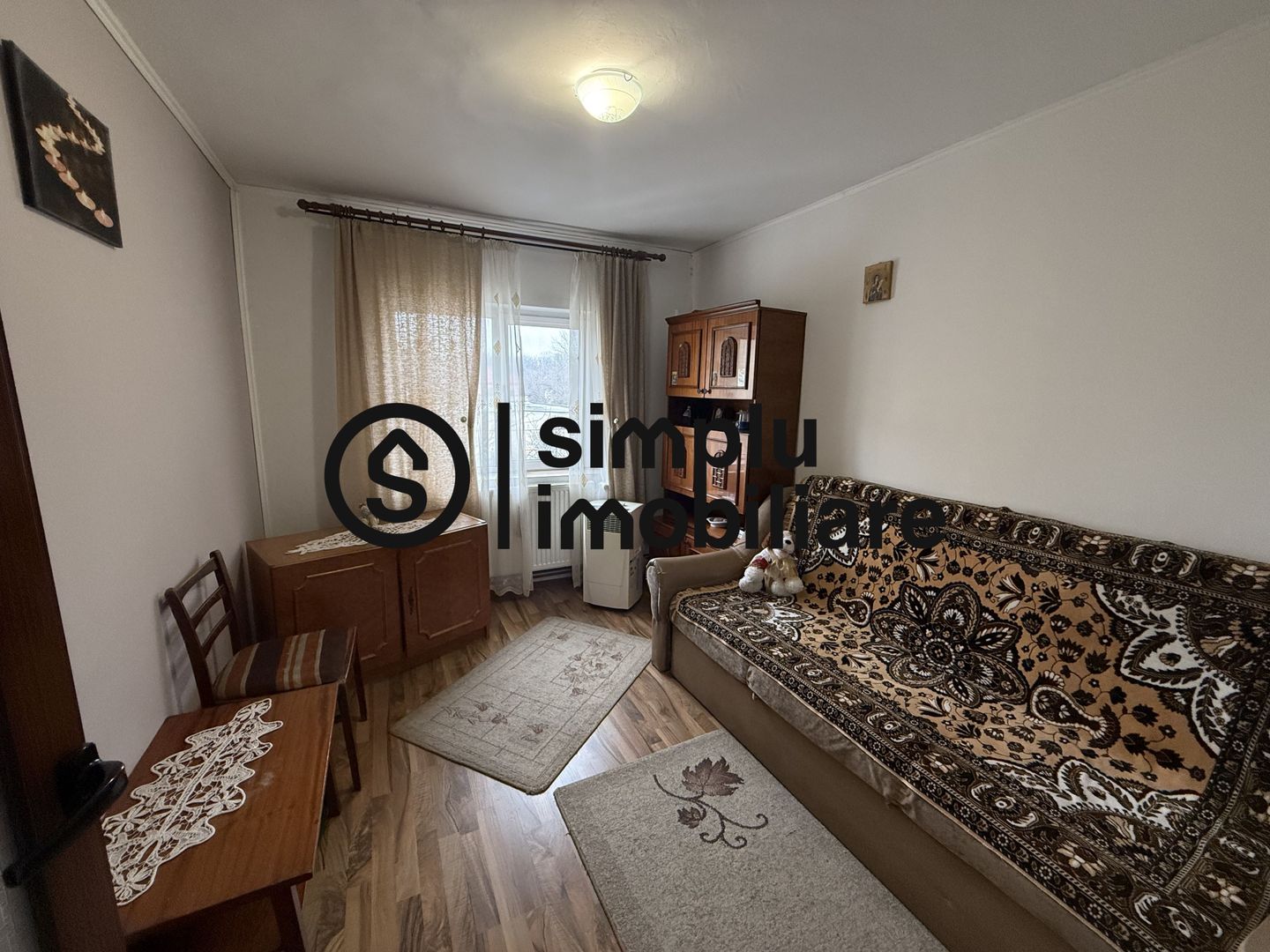 3 decomandate, et 2/4, 1 Mai - 140 000 Euro - Poză 3