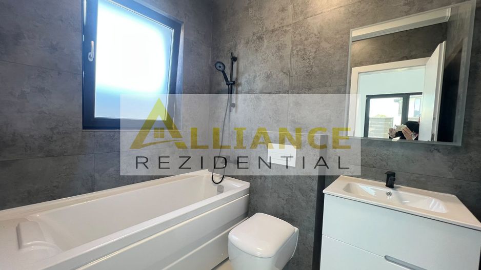 Casa individuala parter - 4 camere - STR.Miorita - Poză 14