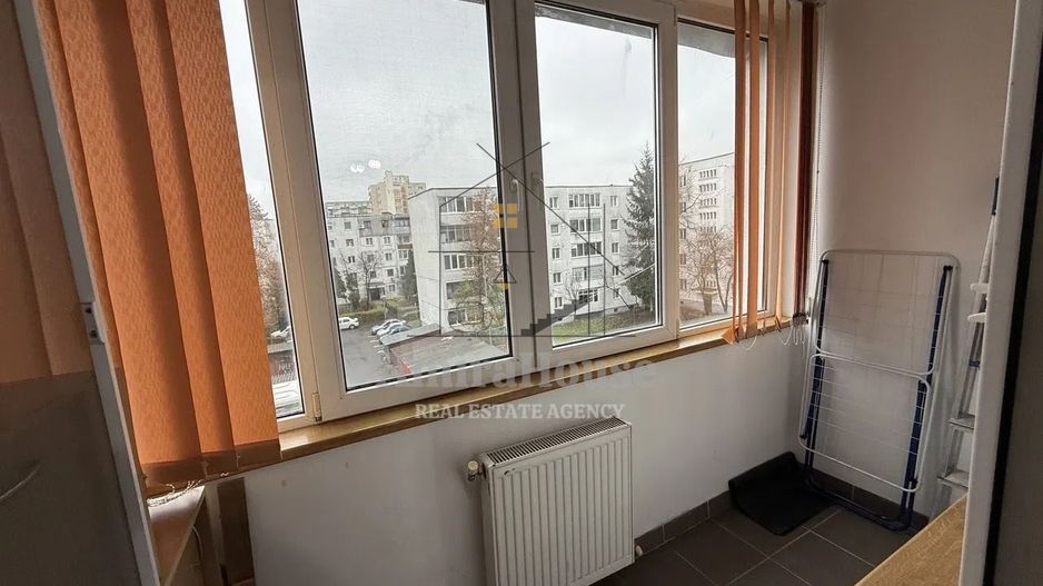 Apartament 3 camere mobilat si 2 garaje zona Bucium - Poză 19