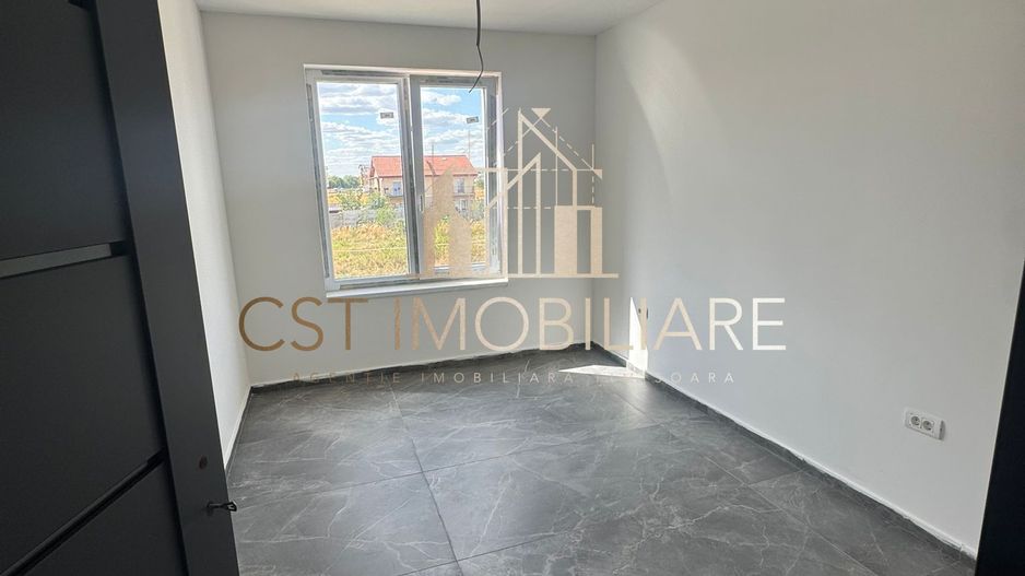 Apartament cu 2 camere / Etajul 1 - Poză 3