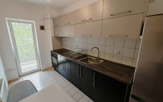 Metrou Pacii, Ten Blocks, 2 camere, 70mp, 4/10, decomandat, mobilat, loc parcare - Poză 6