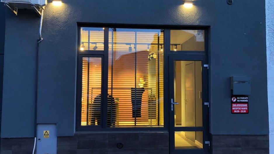 Spatiu comercial de vanzare| complet renovat | zona Mosilor - Poză 1