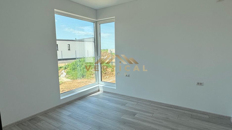 Casă 3 dormitoare, teren 440 mp, Berceni/ Vidra - Poză 2