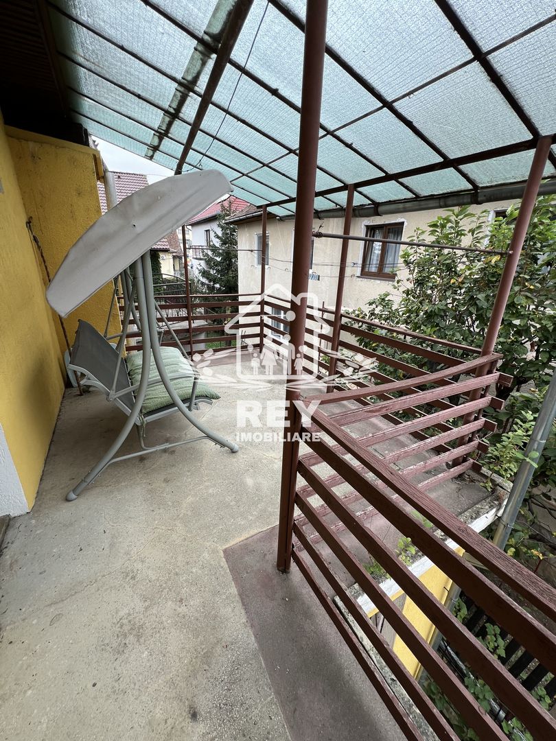 Casă de închiriat în Cisnădie zona Str. Teilor/se acceptă muncitori - Poză 11