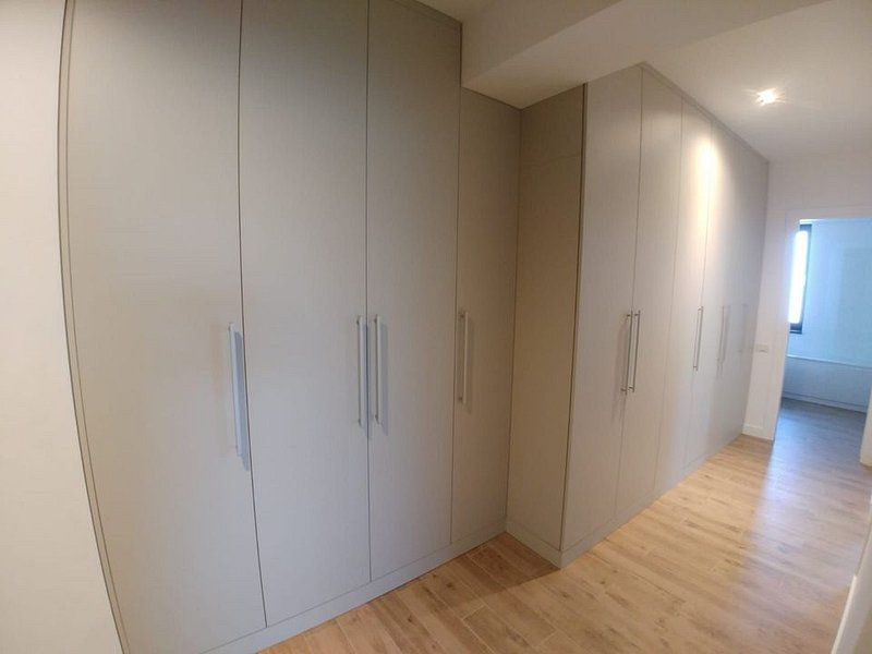 Apartament in imobil nou, suprafata generoasa, dressing, parcare - Poză 7