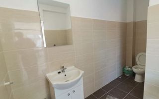 De vanzare vila 4 camere+curte, pretabila spatiu comercial, Bragadiru - Poză 4