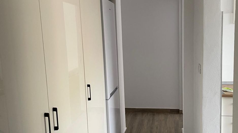 Spitalul Judetean | 2 Camere | Etaj 1 | Renovat complet | Centrala proprie - Poză 7