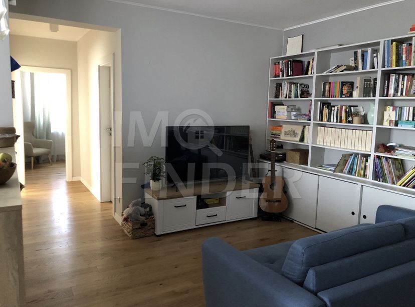 Vânzare 3 camere, 80 mp Centru, imobil nou, parcare subterana - Poză 2