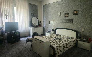 Apartament 4 camere  zona Sinaia - Poză 4