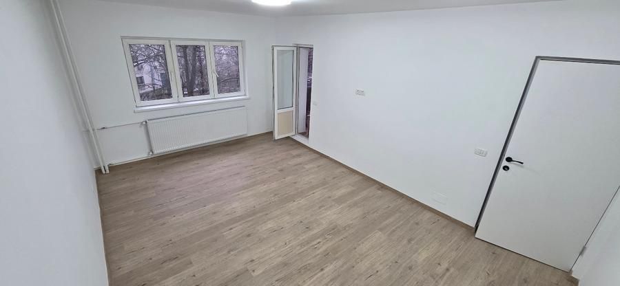 APARTAMENT SUPERB RENOVAT ZONA TIMPURI NOI - Poză 3