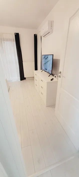 Garsoniera Exigent Plaza Lujerului - Poză 1