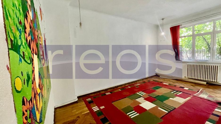 VANZARE VILA INTERBELICA VATRA LUMINOASA NECESITA RENOVARE CURTE PROPRIE - Poză 3