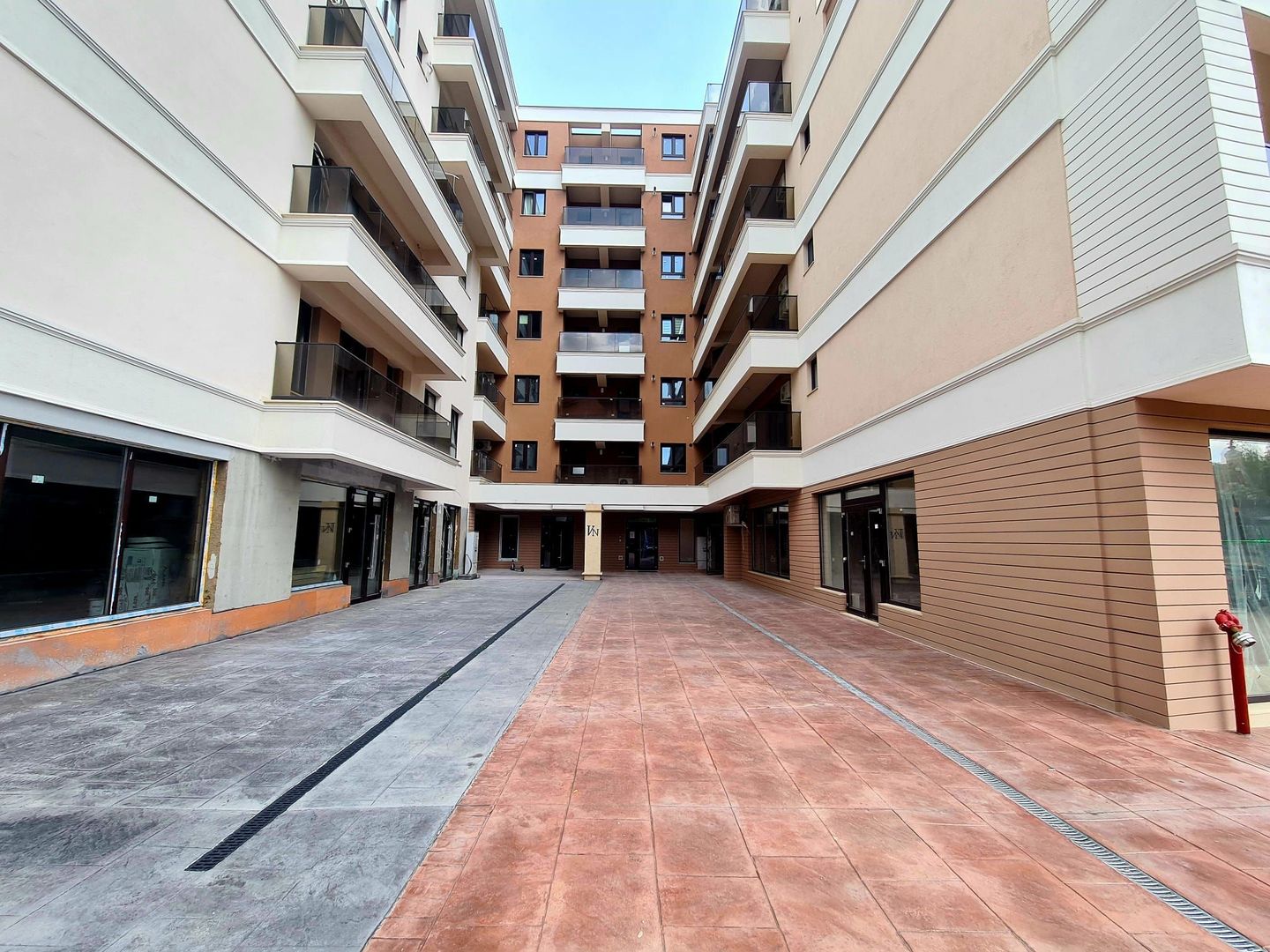 Apartament 3 camere - Centru - Poză 2